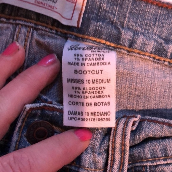 LEVI’S size 10 classic blue jeans bootcut with stretch - Picture 12 of 12